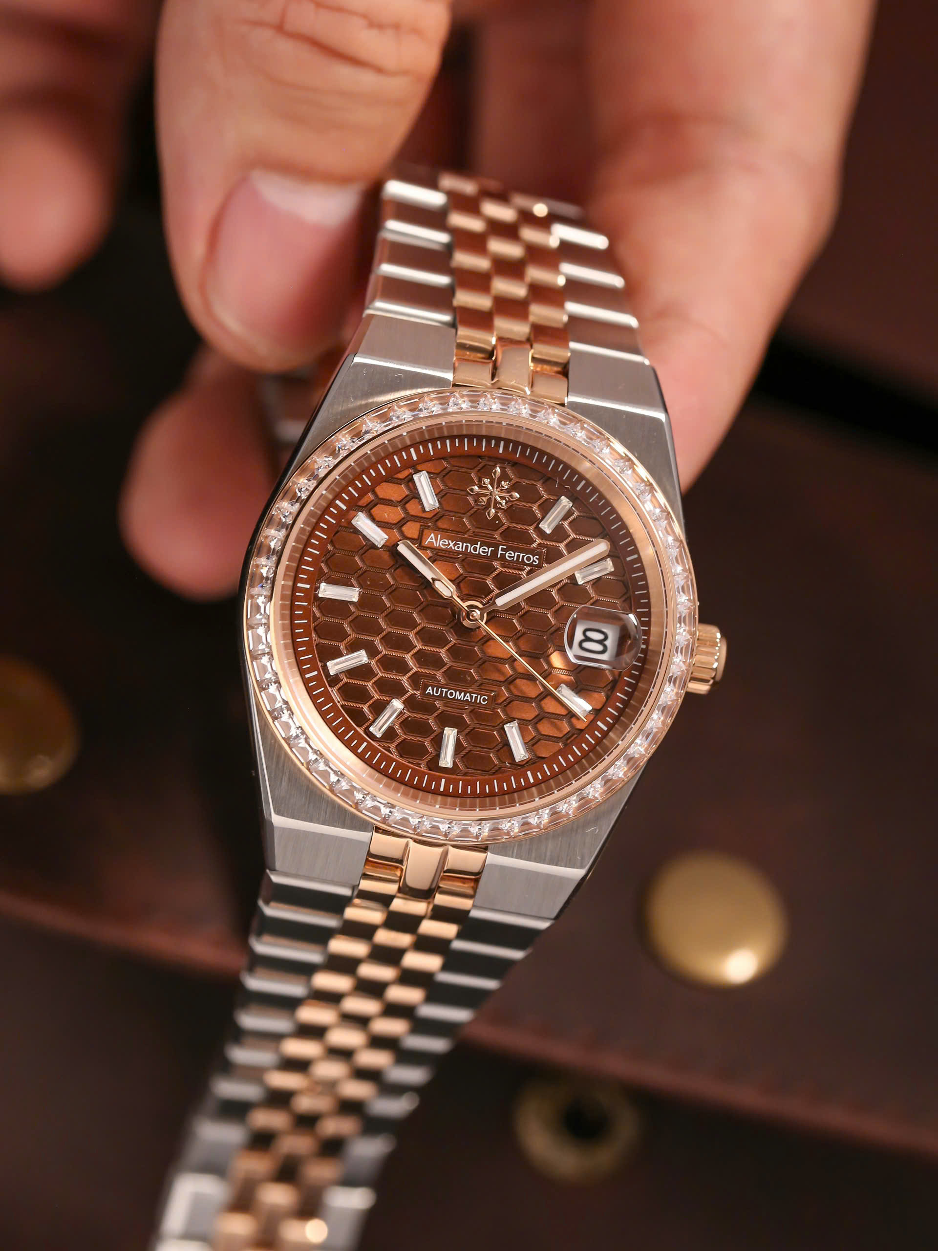 ĐỒNG HỒ ALEXANDER FERROS 8181D/08 AUTOMATIC 36MM
