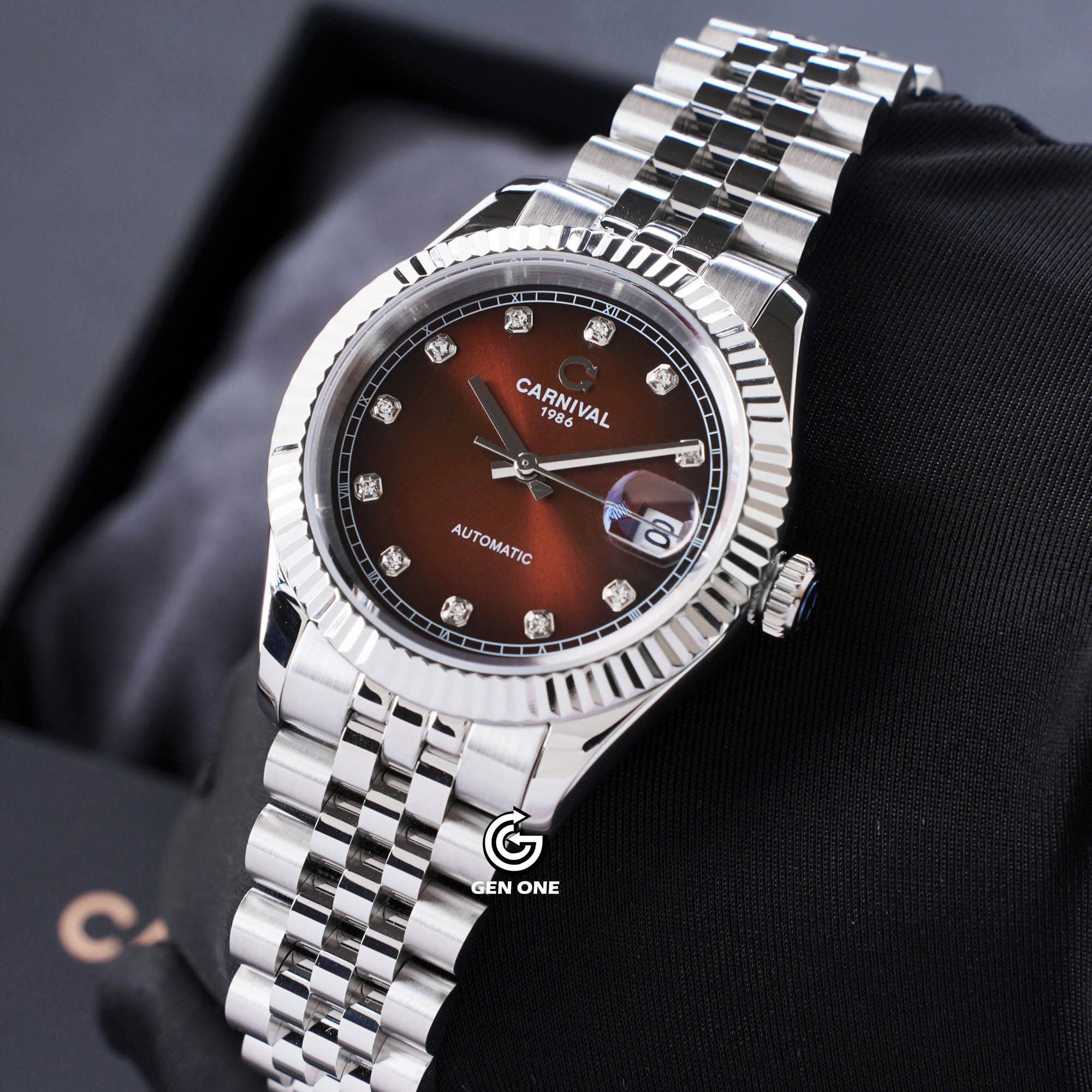 ĐỒNG HỒ NAM CARNIVAL 8250G VT N AUTOMATIC 38MM