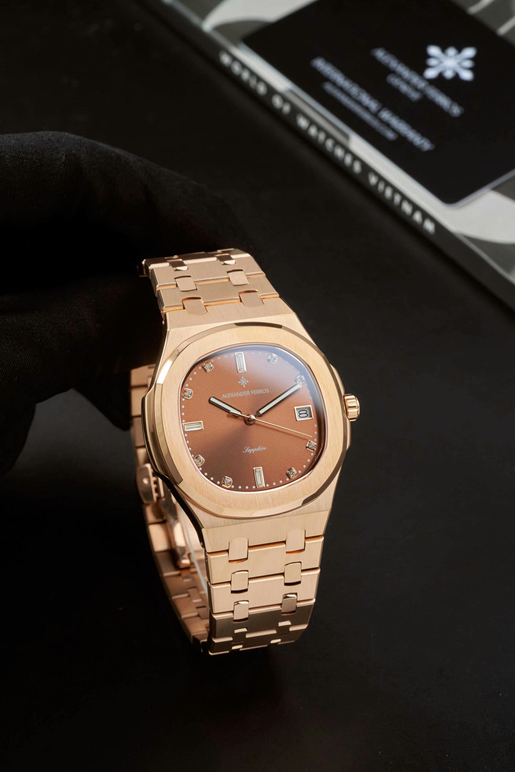 ĐỒNG HỒ NAM ALEXANDER FERROS 6332R/08 QUARTZ 38MM