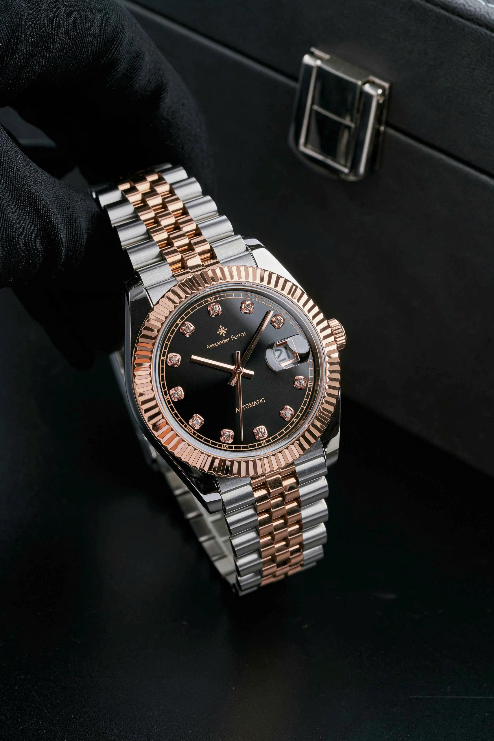 ĐỒNG HỒ NAM ALEXANDER FERROS 8132D/01 AUTOMATIC 40MM