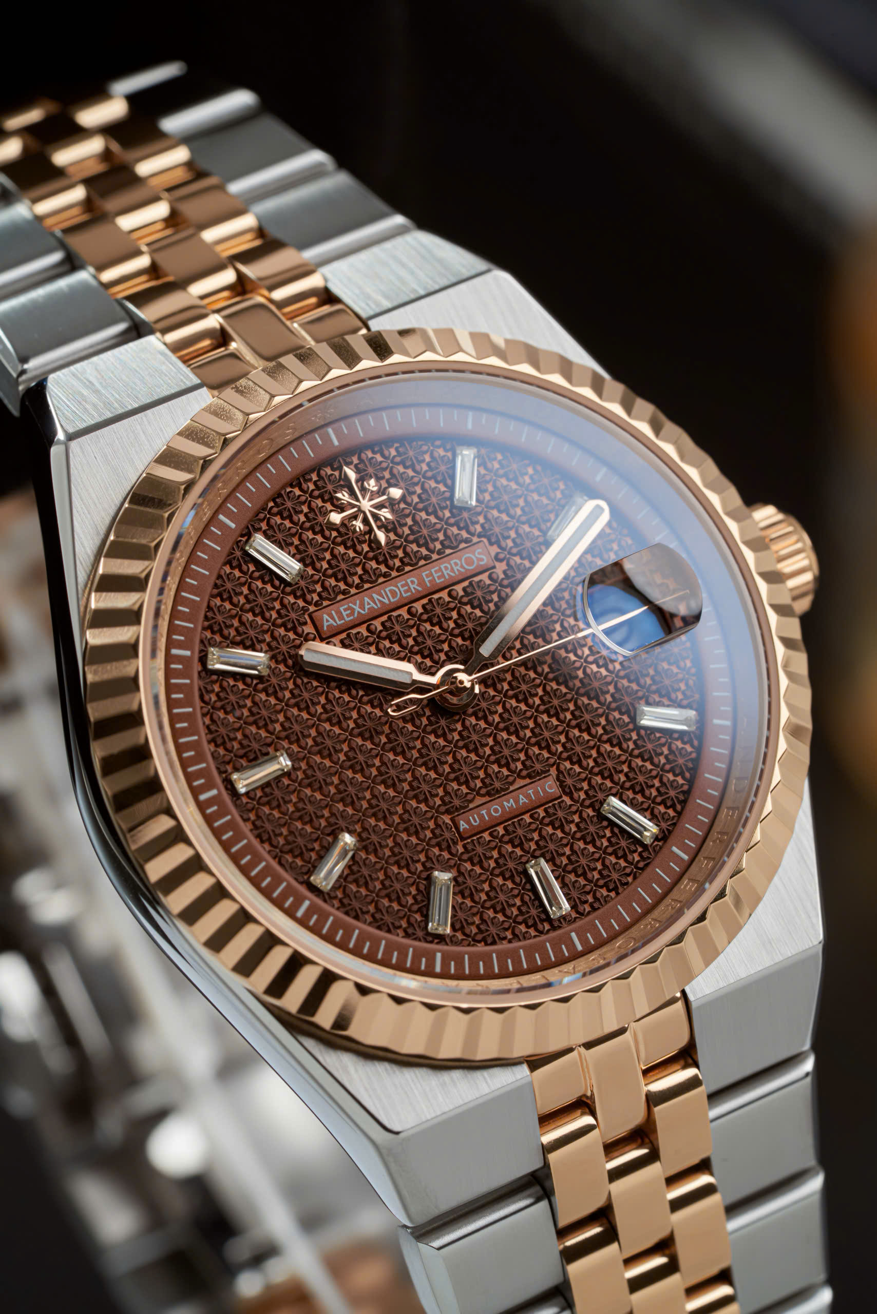 ĐỒNG HỒ NAM ALEXANDER FERROS 8272D/082 AUTOMATIC 37.5MM