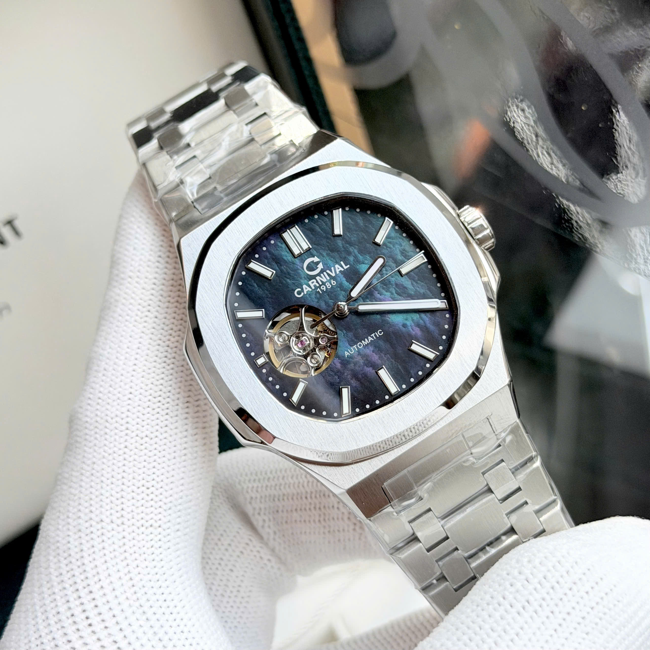 ĐỒNG HỒ NAM CARNIVAL 8128G VT DK AUTOMATIC 41MM ( XÀ CỪ ĐEN )