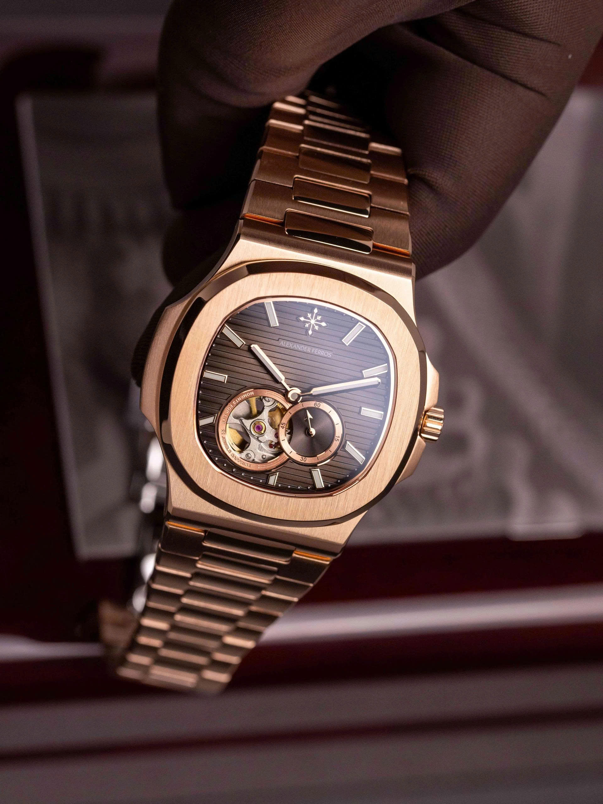 ĐỒNG HỒ NAM ALEXANDER FERROS 6312R/01 AUTOMATIC 40MM