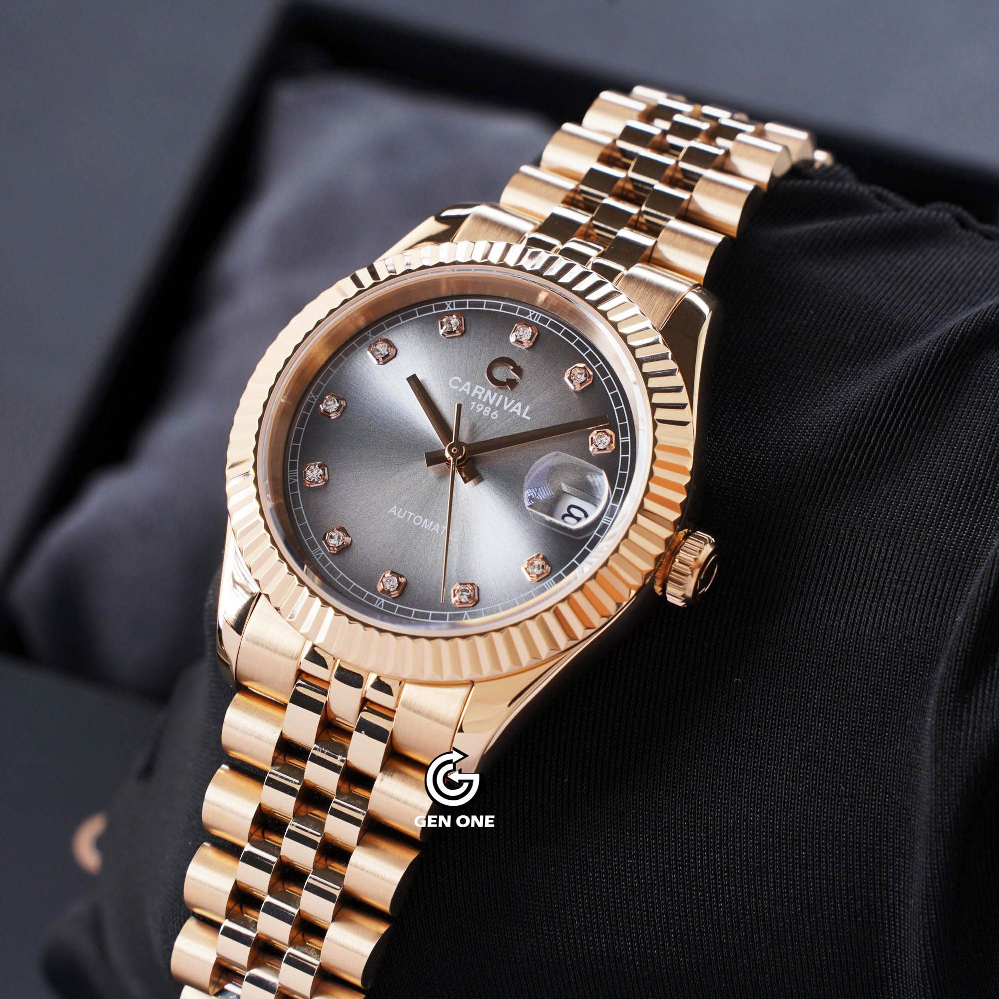 ĐỒNG HỒ NAM CARNIVAL 8250G VH XAM AUTOMATIC 38MM